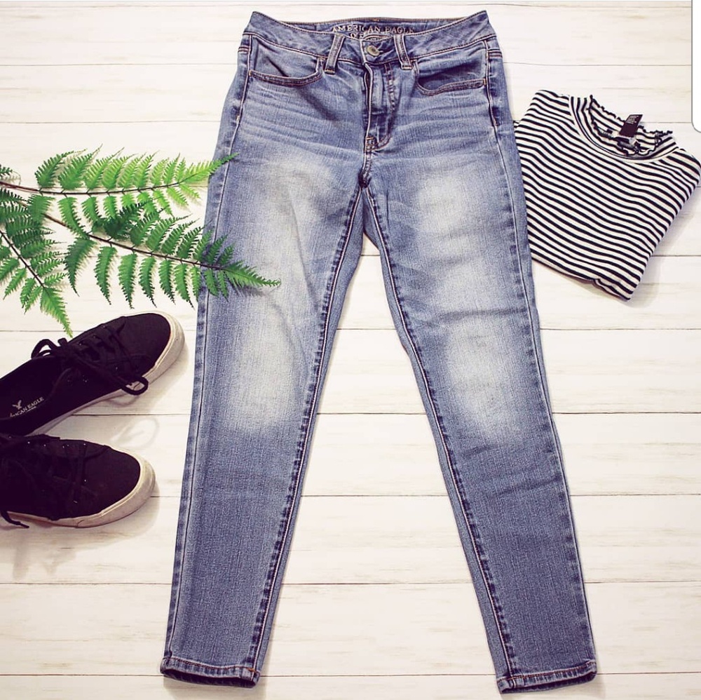AEO Super Stretch Hi-Rise Jegging - size 2 short